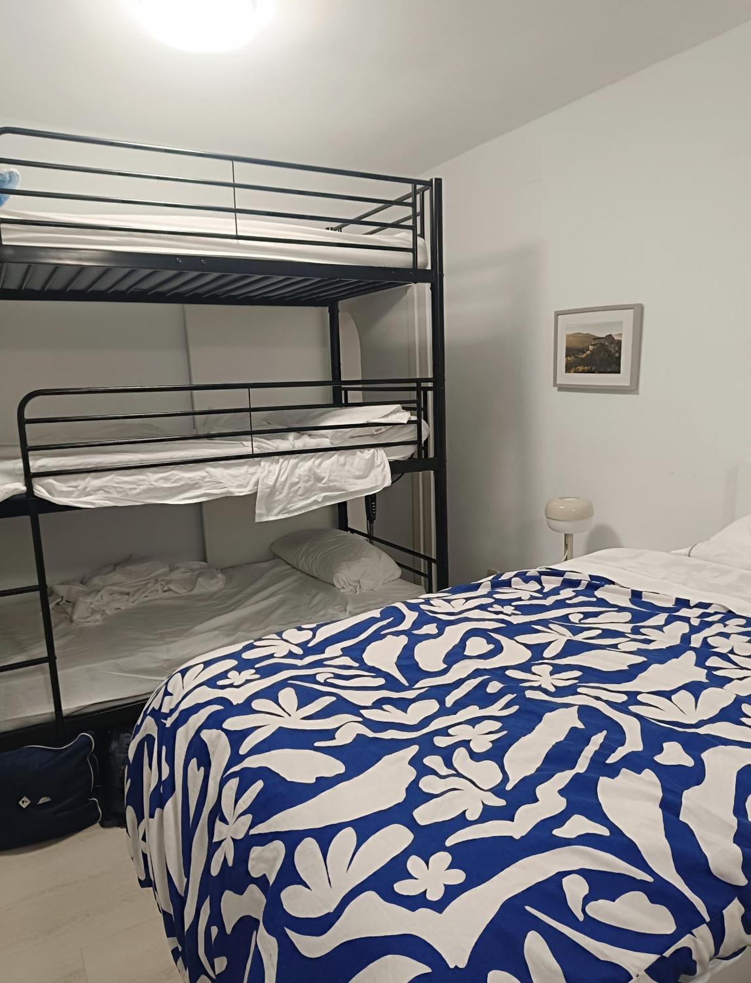 Hostel Latimoamericano Masculino Madryt Zewnętrze zdjęcie