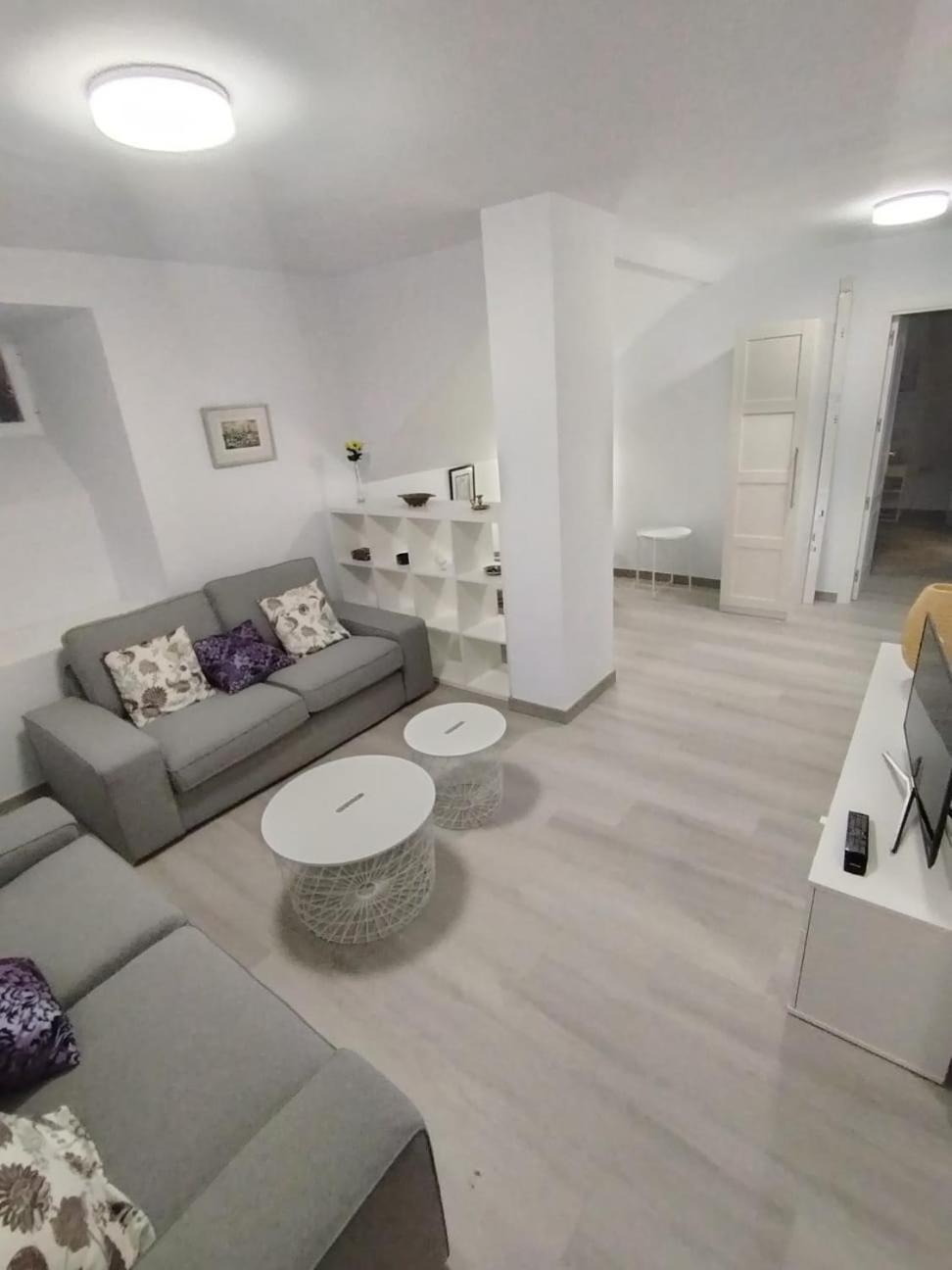 Hostel Latimoamericano Masculino Madryt Zewnętrze zdjęcie